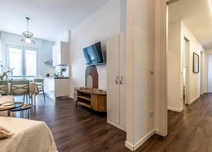 Stayeasy Cavalcanti - 3 Bedrooms, 2 Baths - Central Station